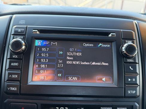 Used 2013 Toyota Tacoma 2WD Access Cab image 37