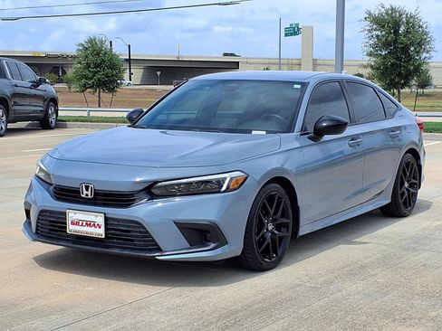 Used 2024 Honda Civic Sport image 4