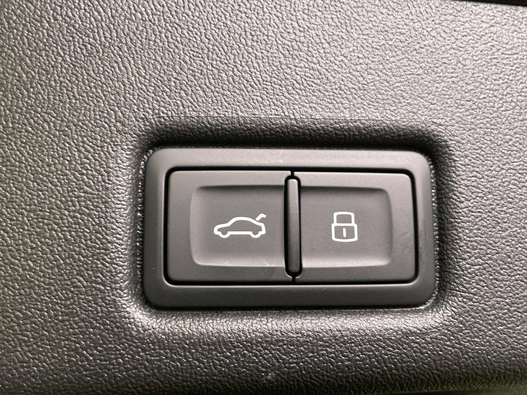New 2026 Audi Q5 Premium Plus AWD/4WD image 21