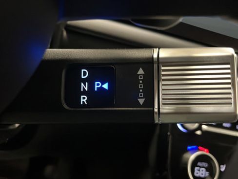 Used 2025 Hyundai Tucson Blue AWD/4WD image 18