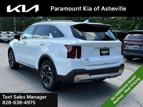 New 2026 Kia Sorento S w/ S Panoramic Sunroof Package FWD image 4