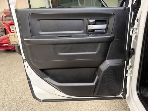 Used 2019 RAM 2500 Tradesman AWD/4WD image 33