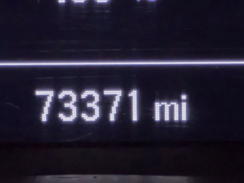 Used 2022 Chevrolet Equinox LS image 34