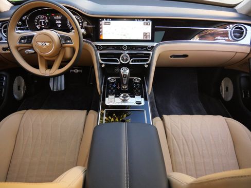 Used 2026 Bentley Flying Spur Azure AWD/4WD image 4