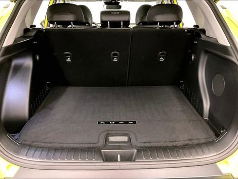 Used 2025 Hyundai Kona Limited FWD image 41