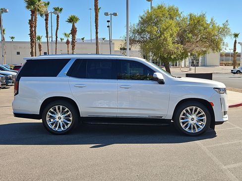 Certified 2024 Cadillac Escalade Premium Luxury w/ Performance Package AWD/4WD image 6