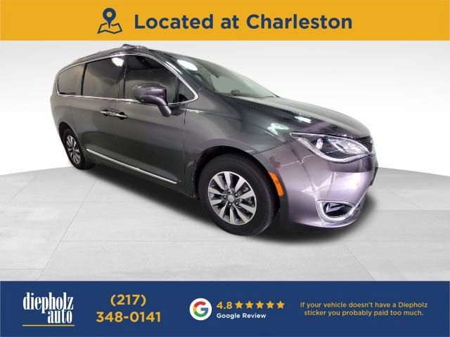Used 2020 Chrysler Pacifica Touring-L Plus w/ Advanced Safetytec Group FWD image 1