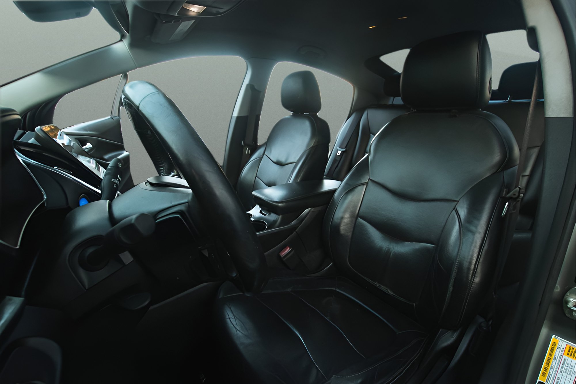Used 2016 Chevrolet Volt Premier FWD image 9