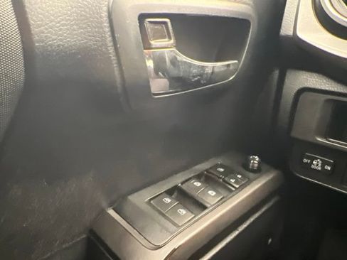 Used 2019 Toyota Tacoma TRD Pro w/ Desert Air Intake Package AWD/4WD image 19