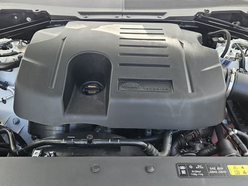 Certified 2023 Land Rover Defender 130 First Edition image 15