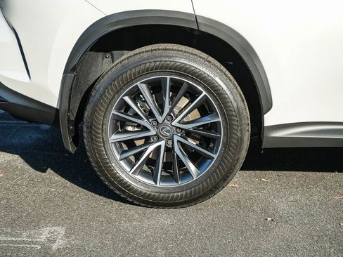 Used 2025 Lexus NX 350h AWD w/ Accessory Package (2T) image 11