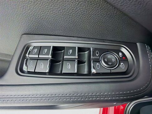 Used 2021 Porsche Macan GTS image 8