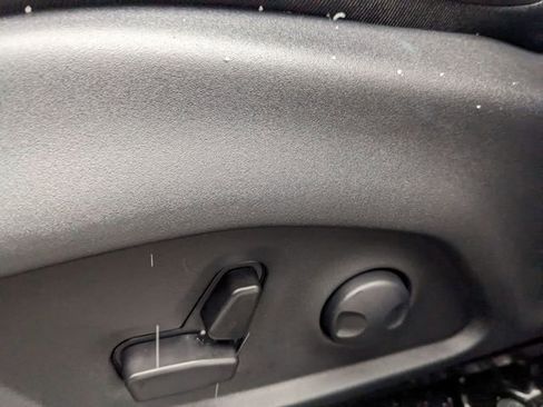 New 2025 Jeep Compass Limited w/ Sun & Sound Group image 7