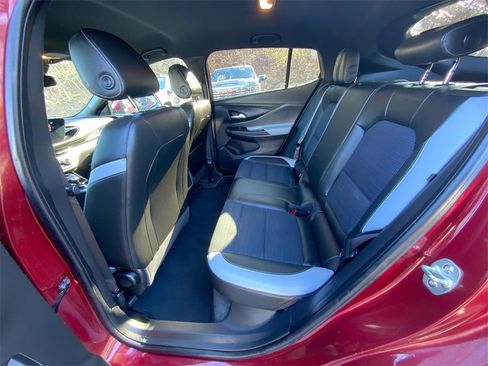 Used 2024 Buick Envista Preferred w/ Convenience II Package image 24