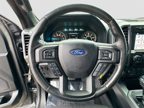 Used 2018 Ford F150 XLT w/ Equipment Group 302A Luxury image 10