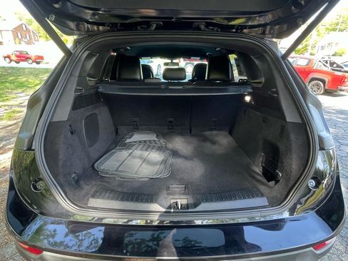Used 2019 Lincoln MKC Select w/ Select Plus Package AWD/4WD image 24
