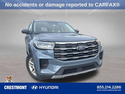 Used 2025 Ford Explorer Active AWD/4WD image 1