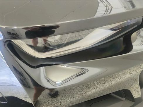 Used 2018 Chevrolet Camaro ZL1 RWD image 30
