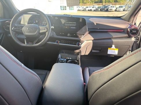 New 2026 Chevrolet Equinox RS FWD image 18