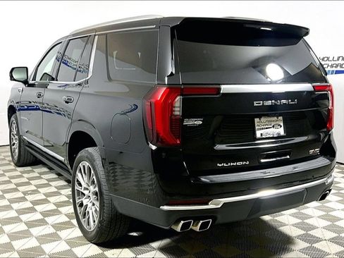 Used 2025 GMC Yukon Denali w/ Denali Reserve Package RWD image 8
