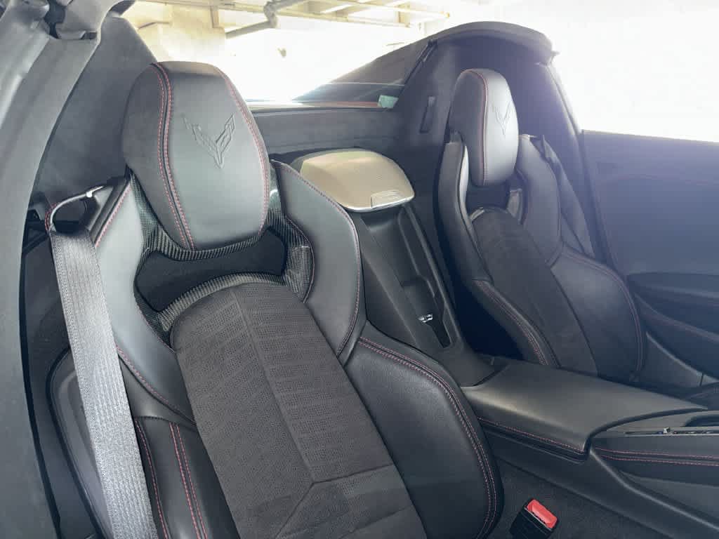 Used 2022 Chevrolet Corvette Stingray Premium Conv w/ Z51 Performance Package RWD image 25