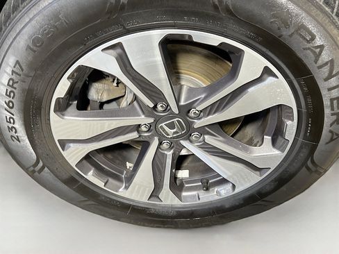 Used 2019 Honda CR-V LX image 14