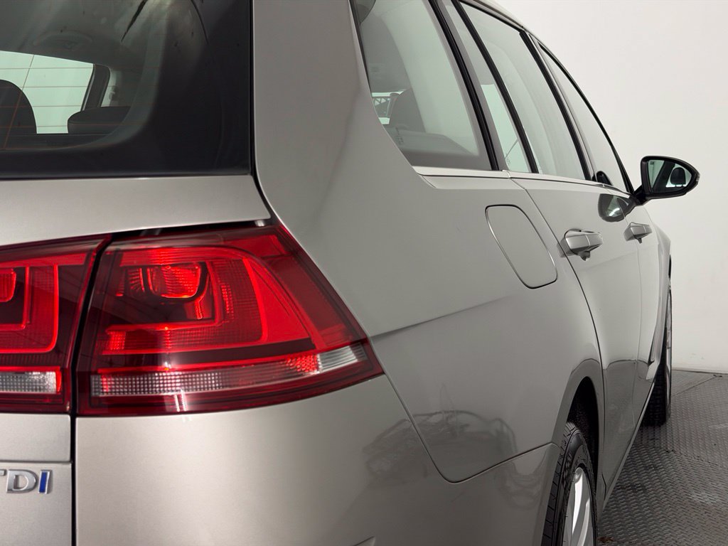 Used 2015 Volkswagen Golf TDI S FWD image 59