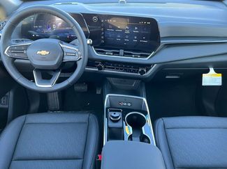 New 2026 Chevrolet Equinox LT w/ Convenience Package II video 2