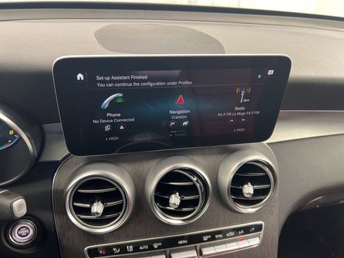 Used 2021 Mercedes-Benz GLC 300 4MATIC image 18