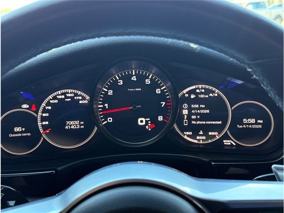 Used 2018 Porsche Panamera 4S AWD/4WD image 16
