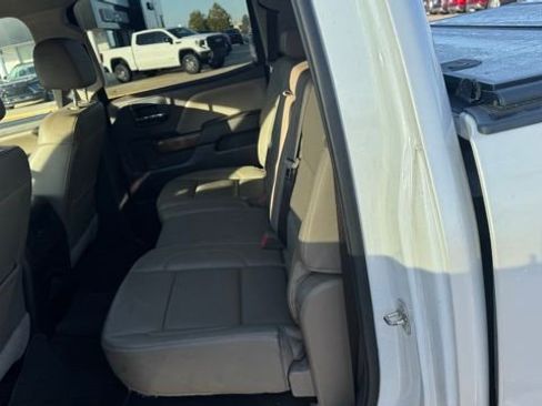 Used 2018 GMC Sierra 1500 SLT image 13