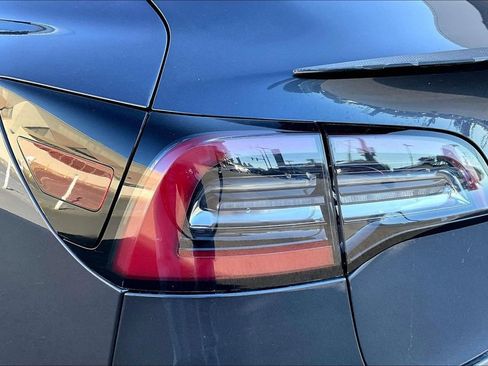 Used 2020 Tesla Model 3 Performance AWD/4WD image 29