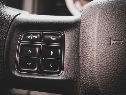 Used 2018 RAM 2500 Tradesman w/ Chrome Appearance Group image 7