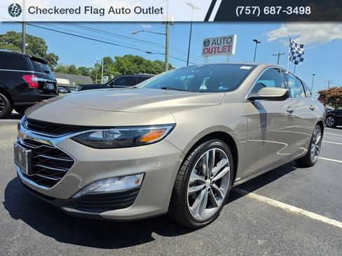 Used 2022 Chevrolet Malibu LT FWD image 1