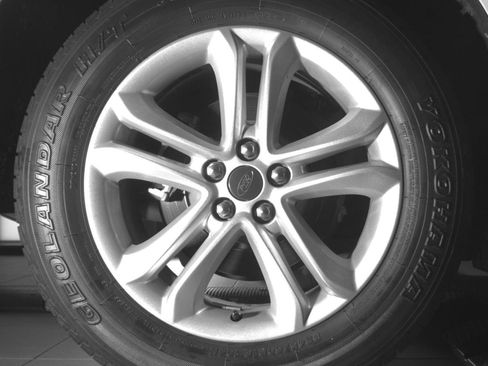 Used 2019 Ford Edge SEL FWD image 15