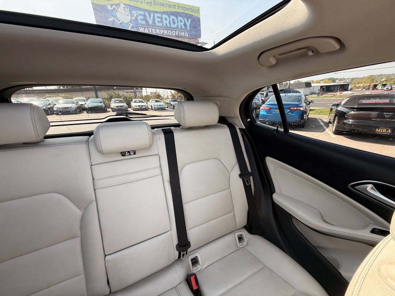 Used 2016 Mercedes-Benz GLA 250 image 52