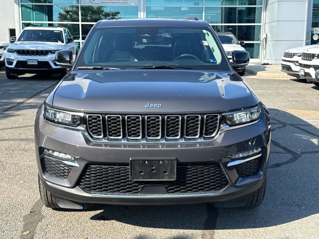 Used 2023 Jeep Grand Cherokee Limited AWD/4WD image 6