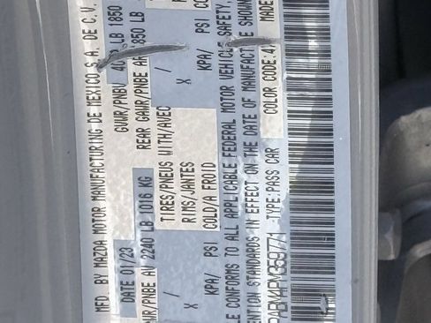 Used 2023 MAZDA MAZDA3 s image 35