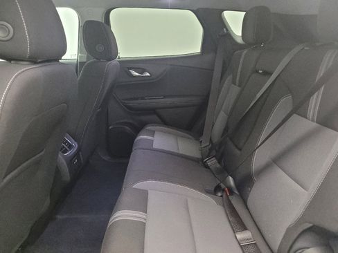 Used 2024 Chevrolet Blazer LT w/ Convenience Package FWD image 18