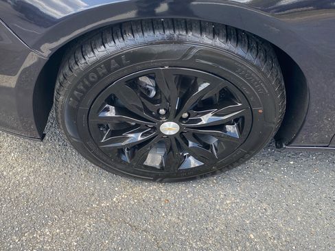 Used 2023 Chevrolet Malibu LT image 17