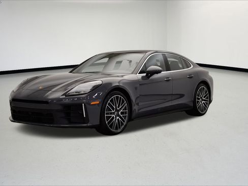 Used 2025 Porsche Panamera image 1