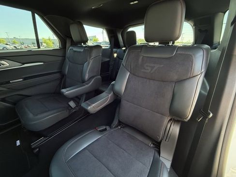 New 2025 Ford Explorer ST w/ Sun And Sound Package image 27