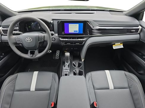 New 2026 Toyota Camry SE image 9