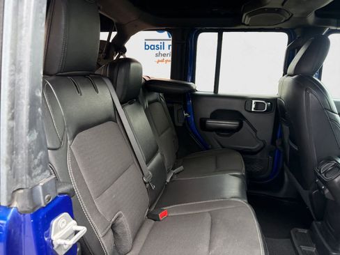 Used 2020 Jeep Wrangler Unlimited Sport image 19