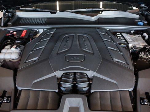 New 2026 Porsche Cayenne S image 24