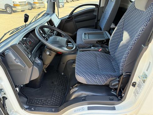 New 2024 Chevrolet Low Cab Forward image 16