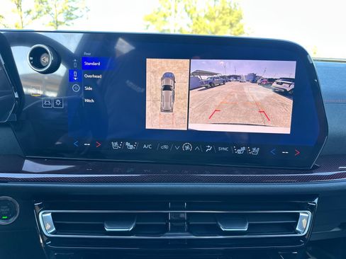 New 2026 Chevrolet Traverse RS w/ LPO, Floor Liner Package image 20