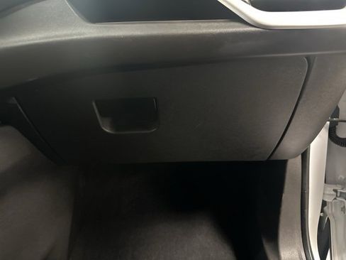 Used 2022 GMC Terrain SLT w/ Infotainment Package II image 30