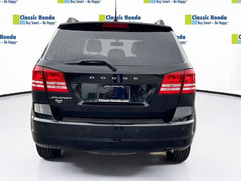 Used 2020 Dodge Journey SE w/ SE Popular Equipment Group FWD image 7