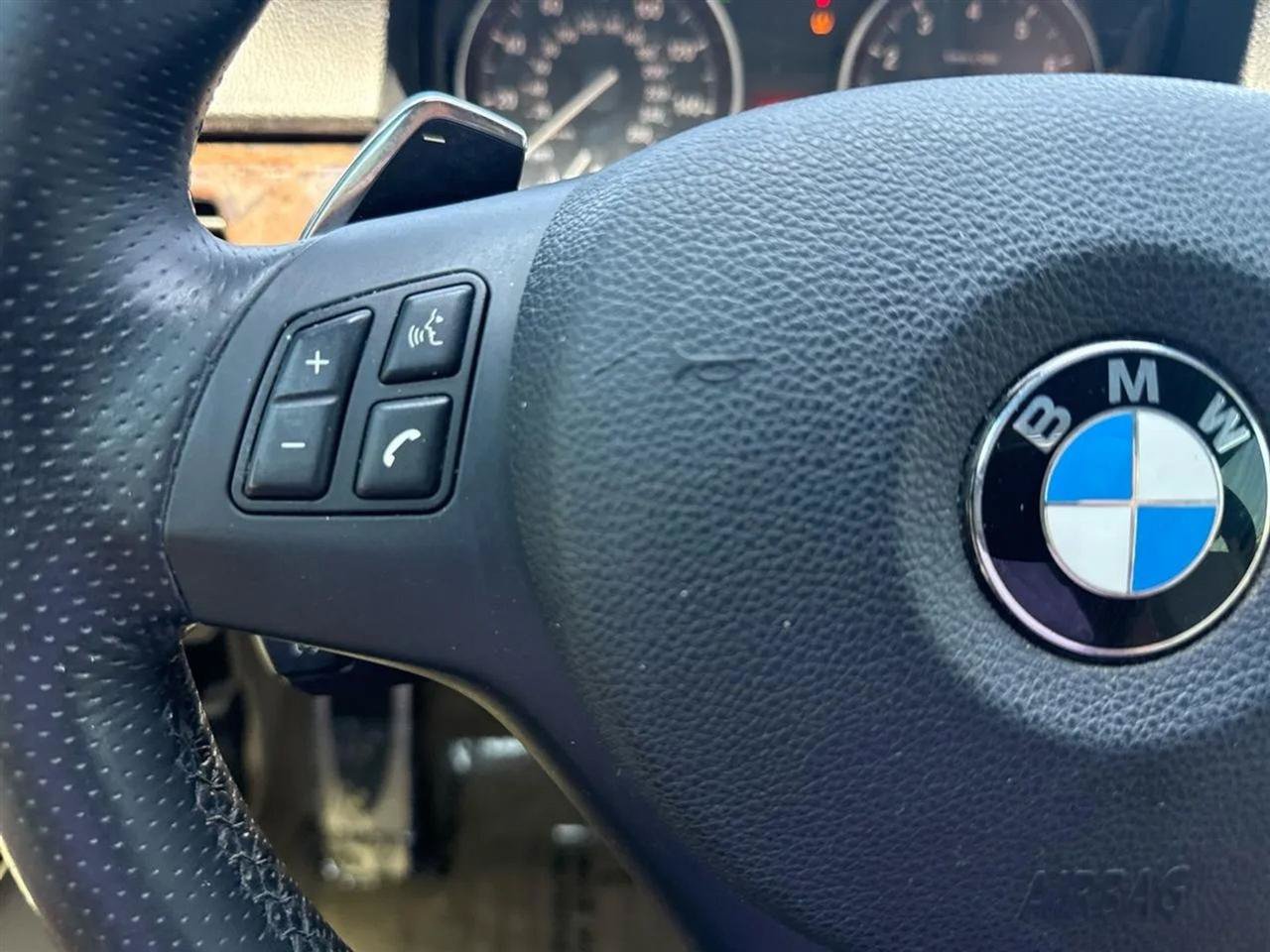 Used 2013 BMW 328i xDrive Coupe AWD/4WD image 26